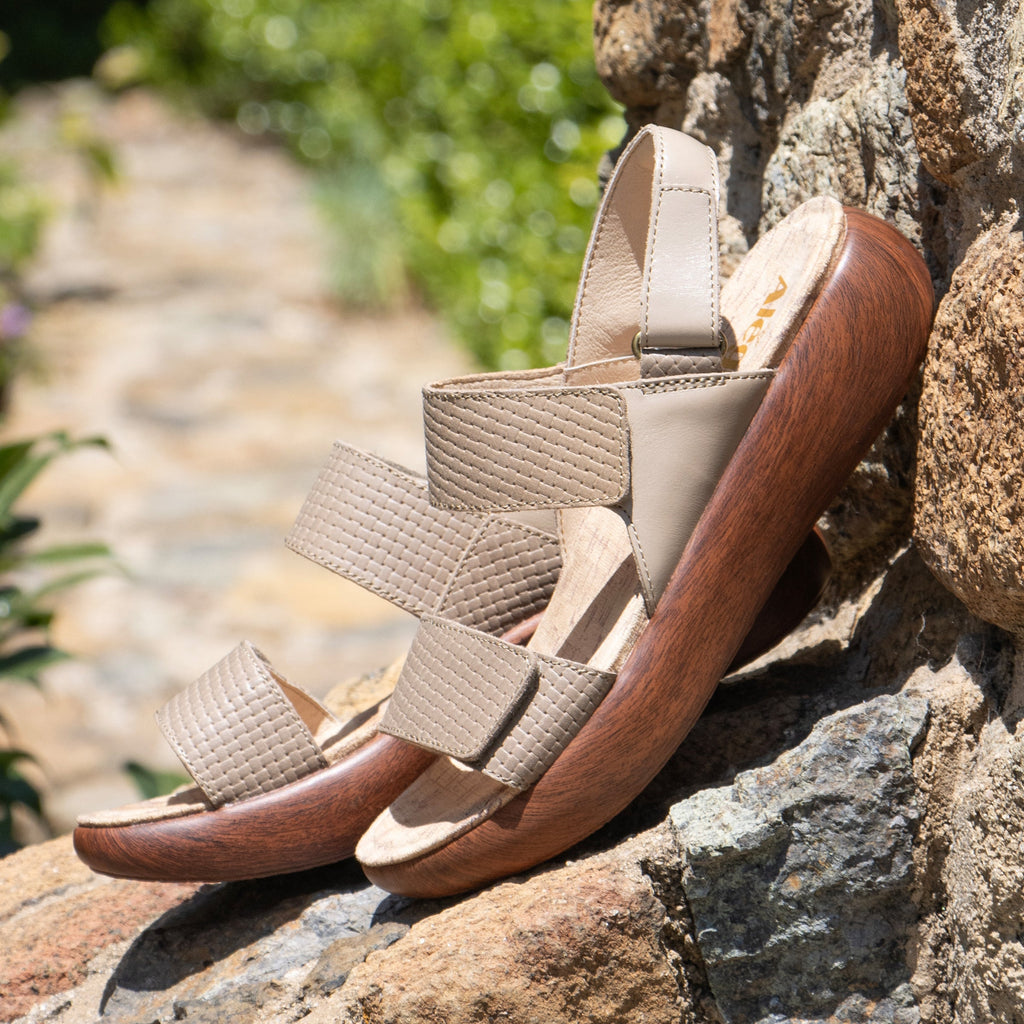 Bailee Woven Taupe Sandal | Alegria Shoes