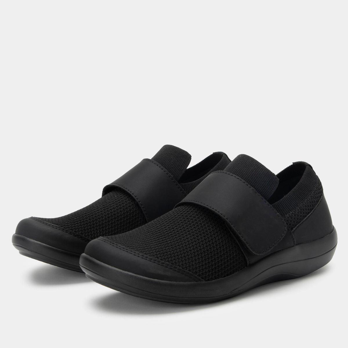 Dasher Black Out Shoe - Alegria Shoes