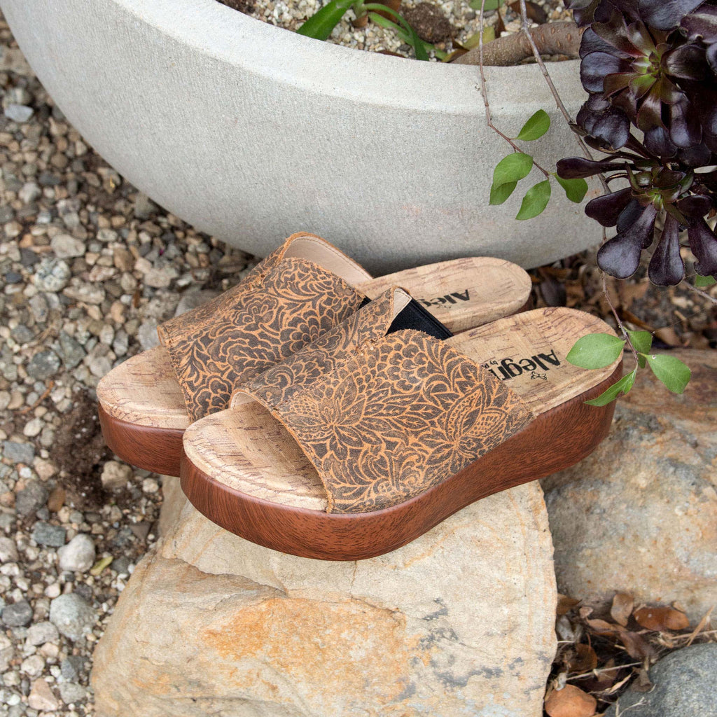 Triniti Freedom Rock slide sandal on comfort flatform outsole- TRI-7517_S2