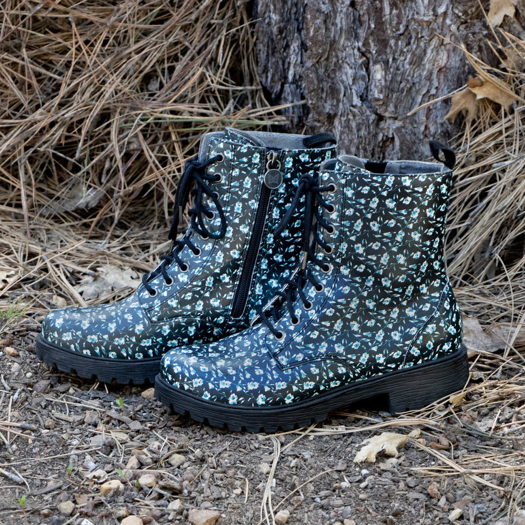 Ari Doll Parts leather boot on our Luxe Lug outsole - ARI-7609_S2