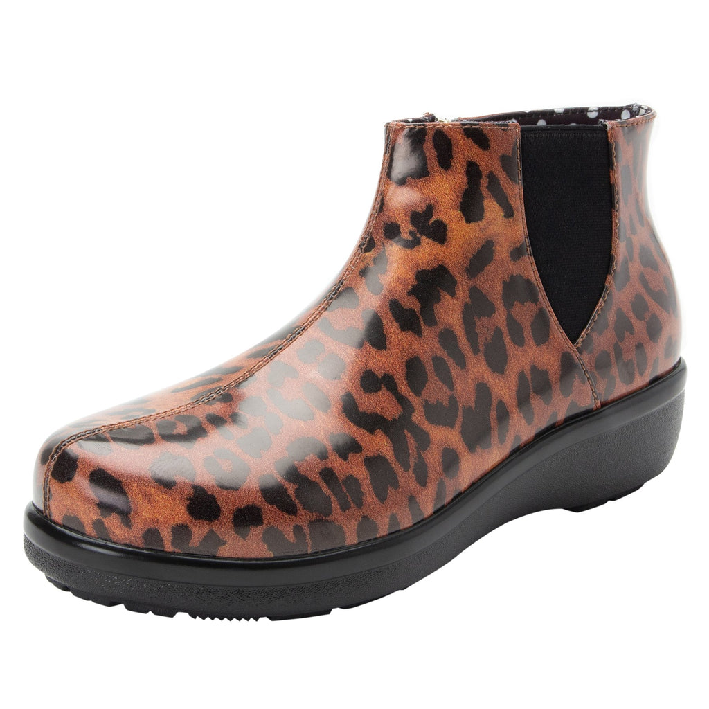 Climatease weather resistant Leopard Boot with trim comfort outsole. CLI-402_S1 (2146054373430)
