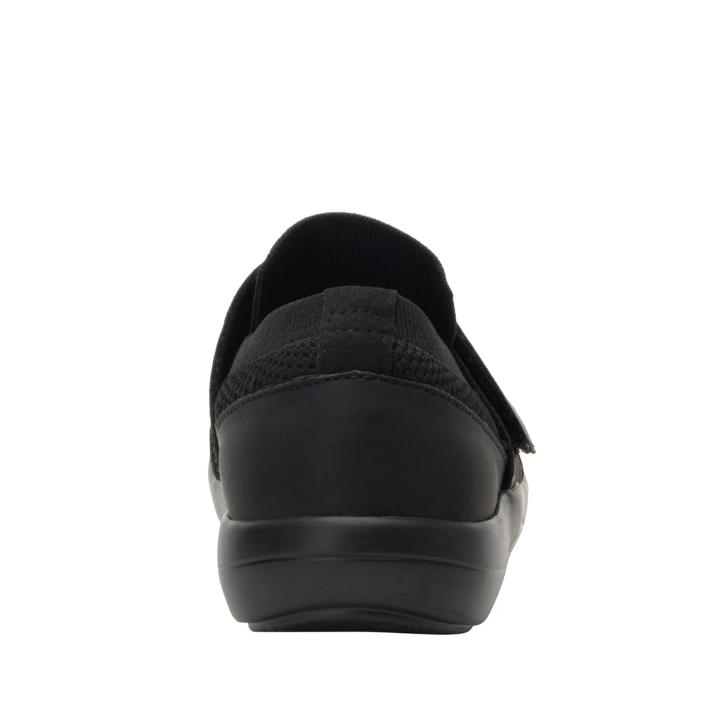 Dasher Black Out shoe with a Dream Fit® knitted upper and lightweight responsive sport rocker outsole. DSH-5002_S4