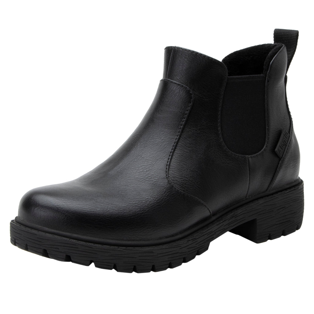 Rowen Black vegan leather boot on the new Luxe Lug outsole - ROW-601_S1