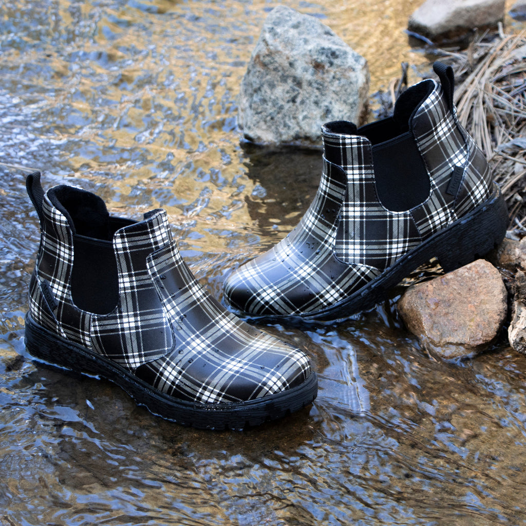 Rowen Plaid vegan leather boot on the new Luxe Lug outsole - ROW-7610_S7