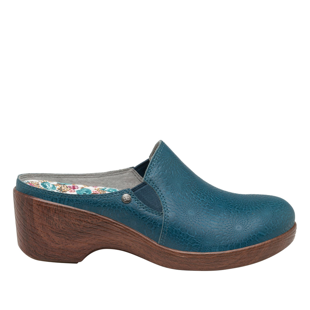 Serenity Roman Candle Teal clog on a wood look wedge outsole - SER-7529_S3