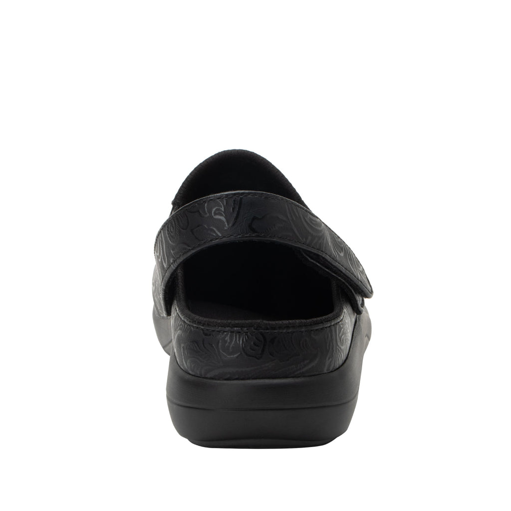 Skillz Aged Ink sport rocker a convertible slingback clog with a lightweight responsive outsole. SKI-7470_S3