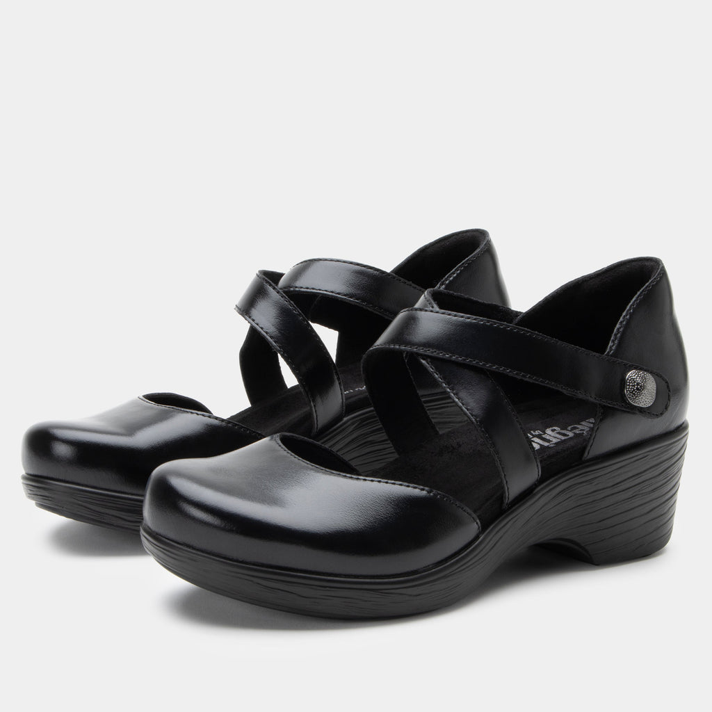 Savina Noir Shoe | Alegria Shoes