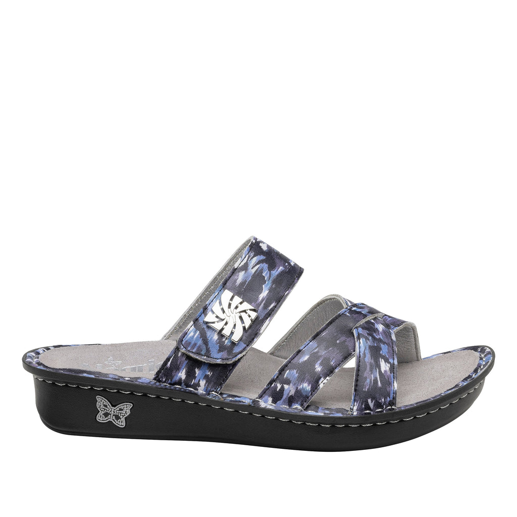 Victoriah Feral with crisscross detail and adjustable strap slide on sandal on mini outsole - VIC-7501_S3