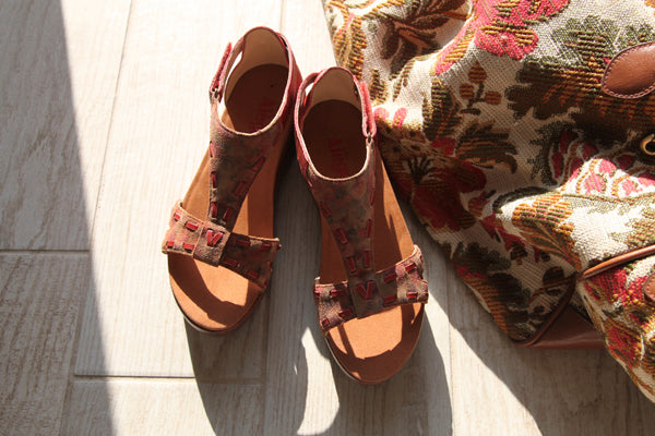 Tova Cognac & Roses t-strap flatform sandal