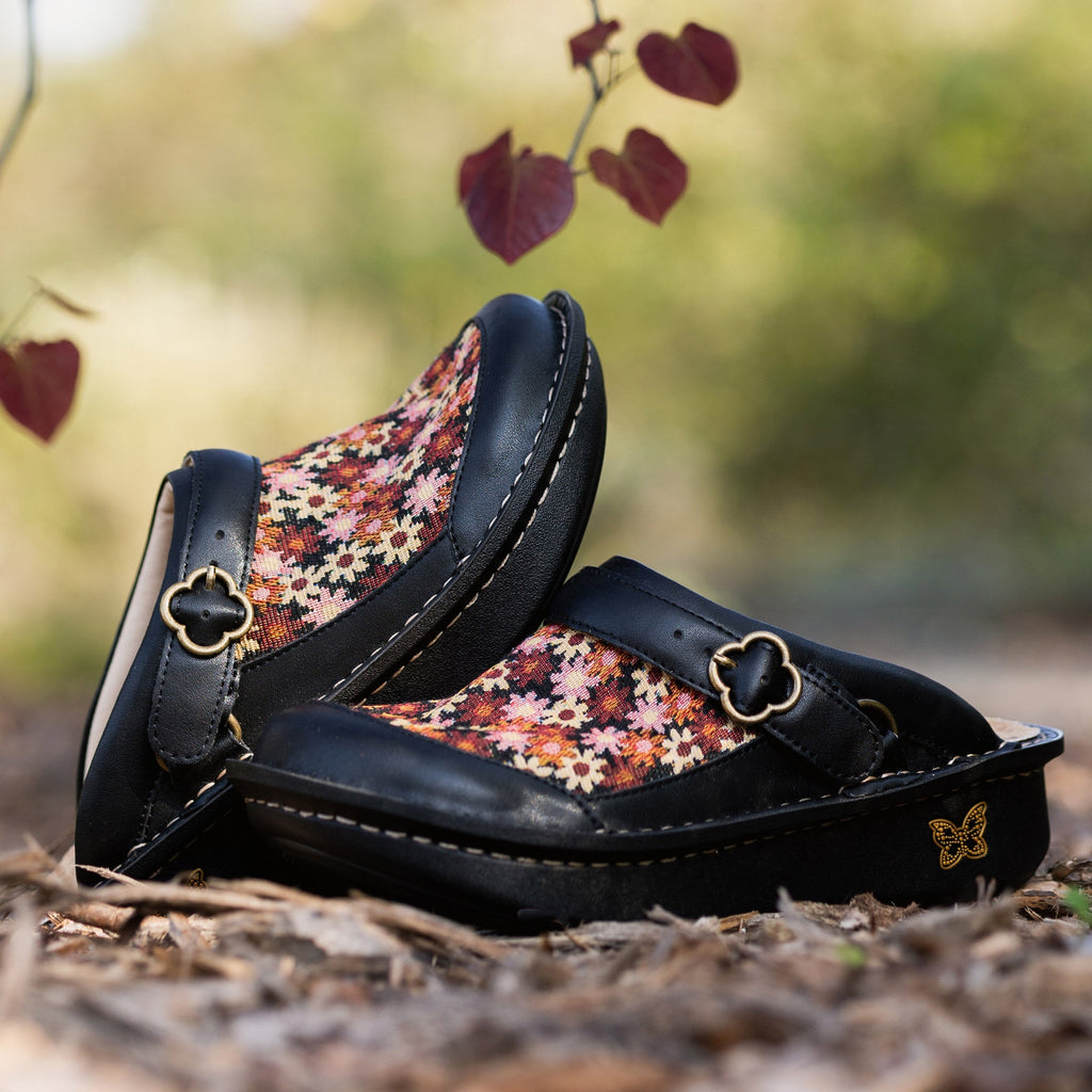 Seville Loosen Up Clog | Alegria Shoes