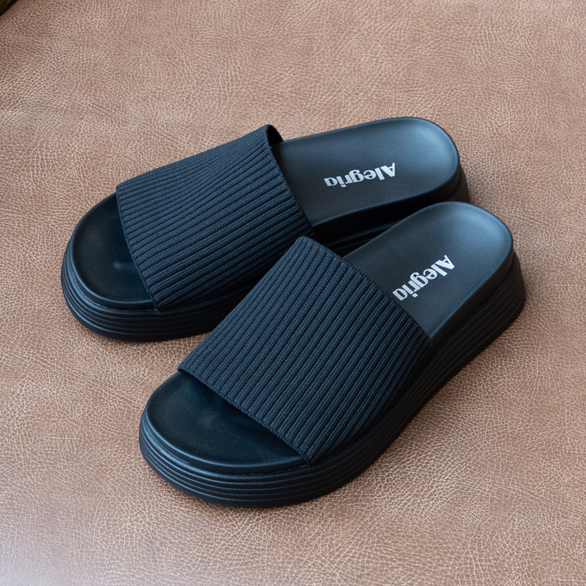 Akimi Black Sandal - Alegria Shoes