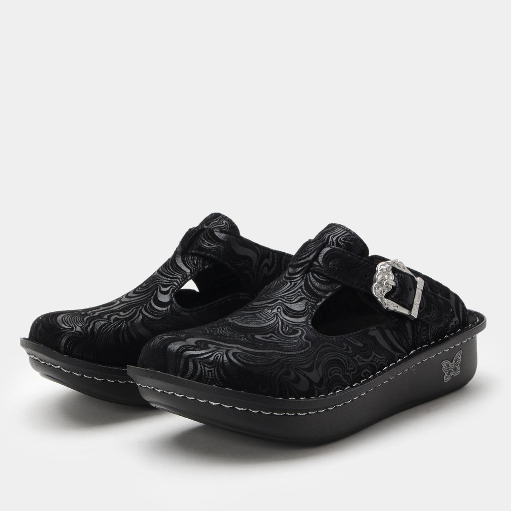 Classic Swirling Black Shoe | Alegria Shoes