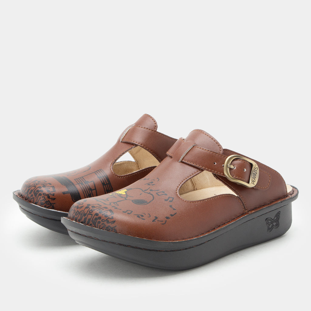 Classic Snoopy Symphony Shoe