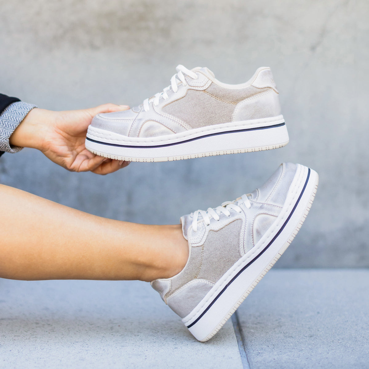 Alyster Cream Shoe | Alegria Shoes