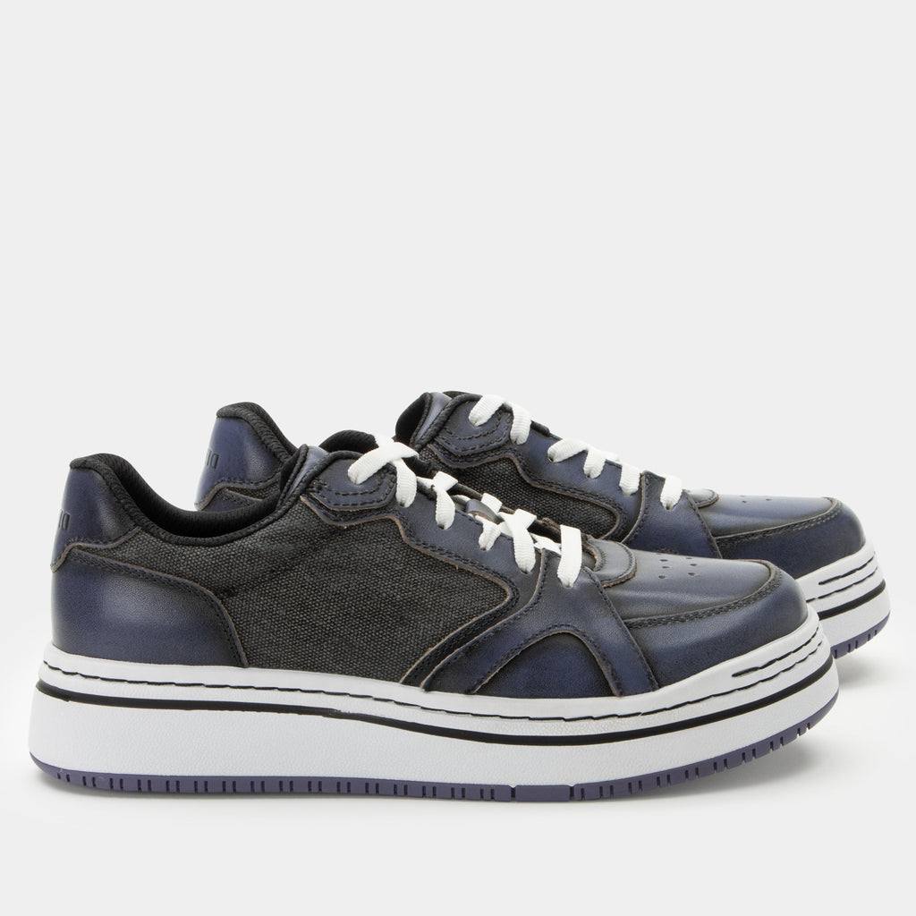 Alyster Blue Black shoe on a Sportform outsole ALY-6385_S2
