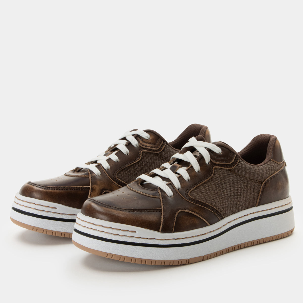 Alyster Brown Shoe | Alegria Shoes