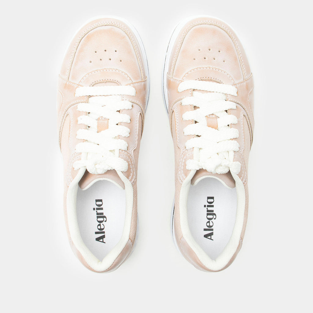 Alyster Blush shoe on a Sportform outsole| Fashion lace up shoe with a pink leather and canvas upper.