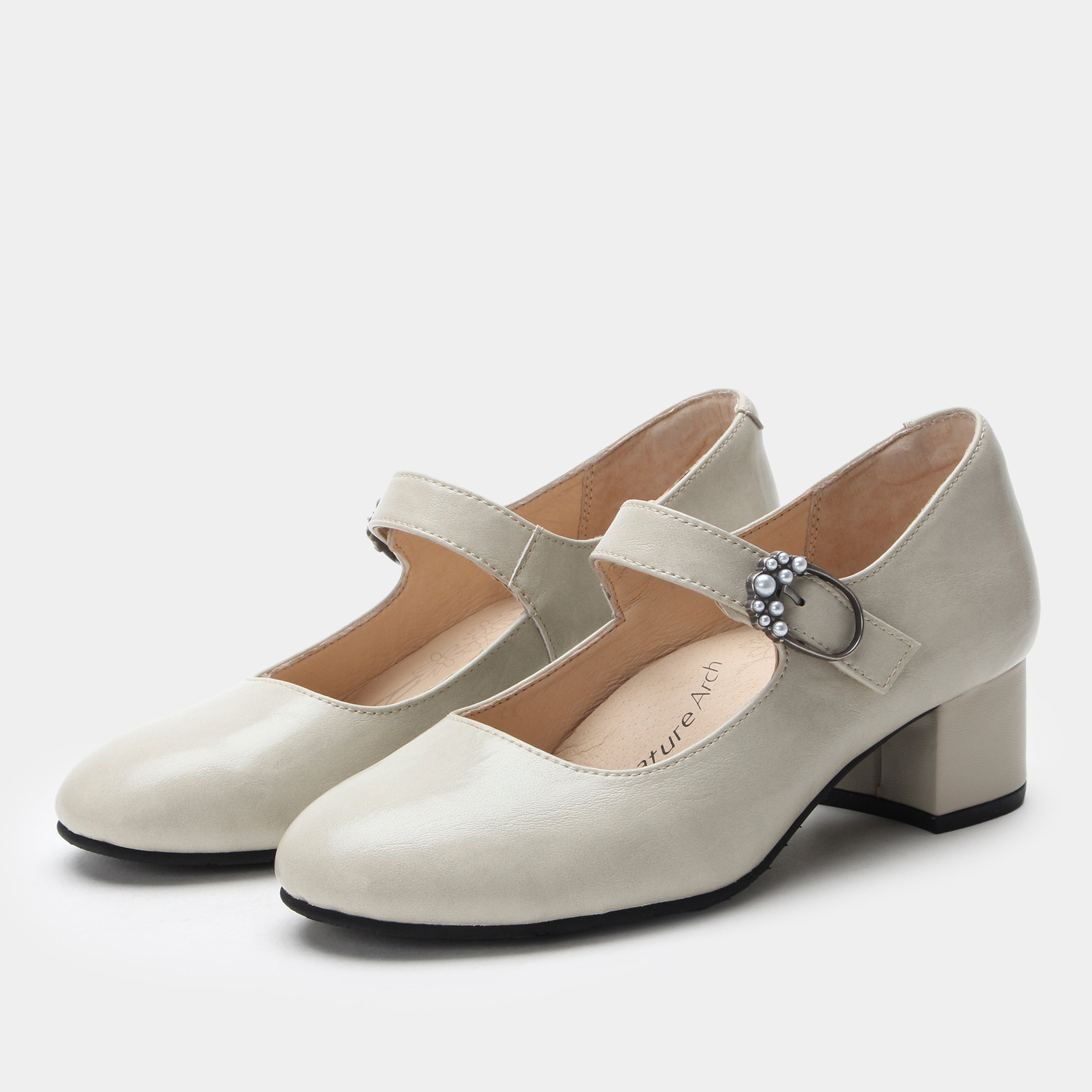 Ameliah Ivory Shoe - Euro 36 / US 6 Ameliah Ivory Shoe - Euro 36 / US 6