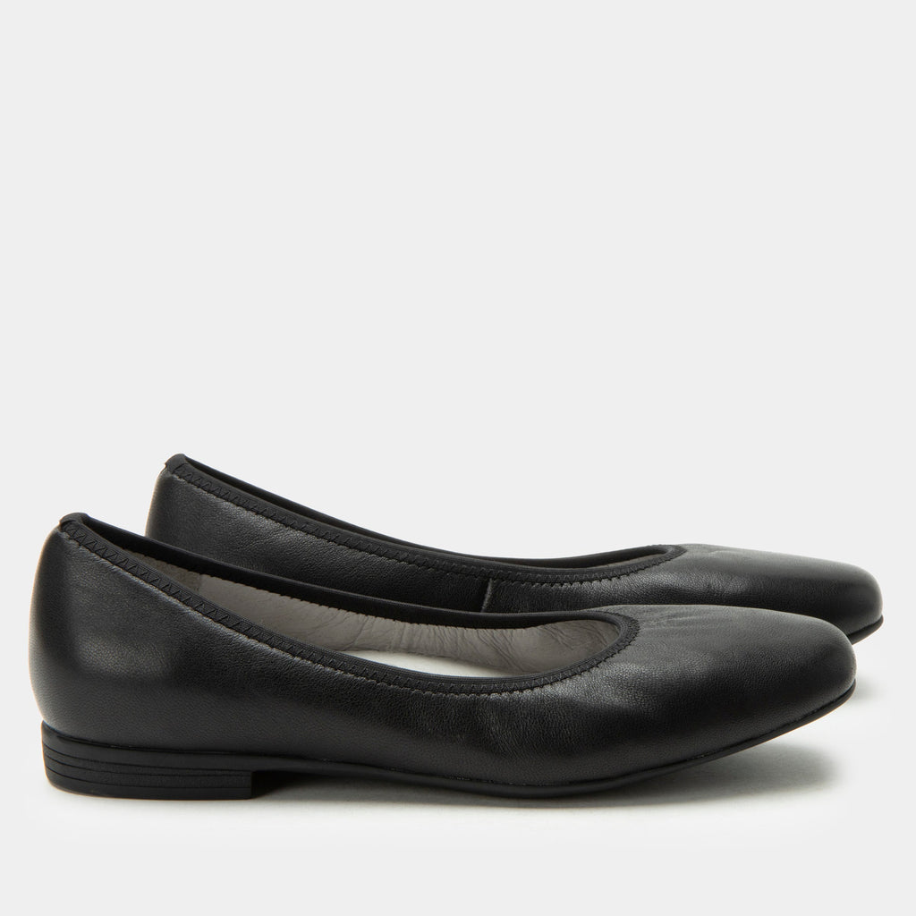 Arielle Black Shoe | Alegria Shoes