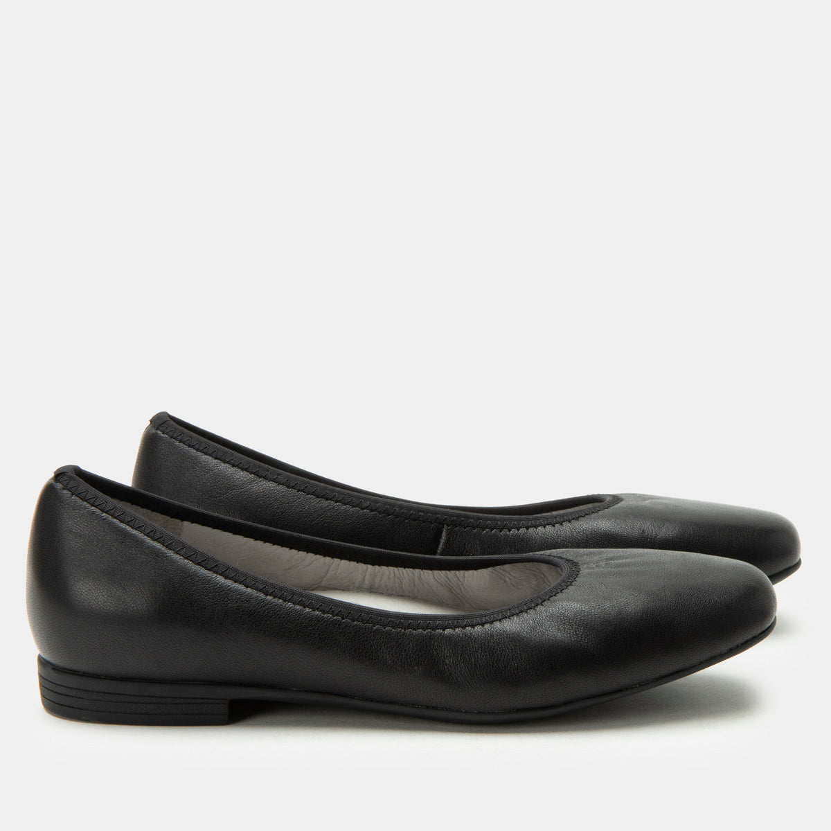 Arielle Black Shoe | Alegria Shoes