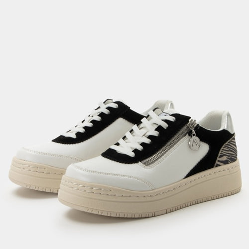 Averie White Shoe | Alegria Shoes