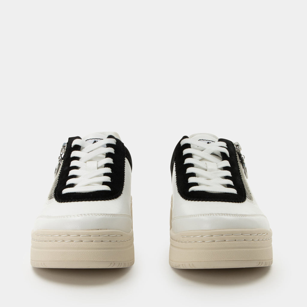 Averie White Shoe | Alegria Shoes