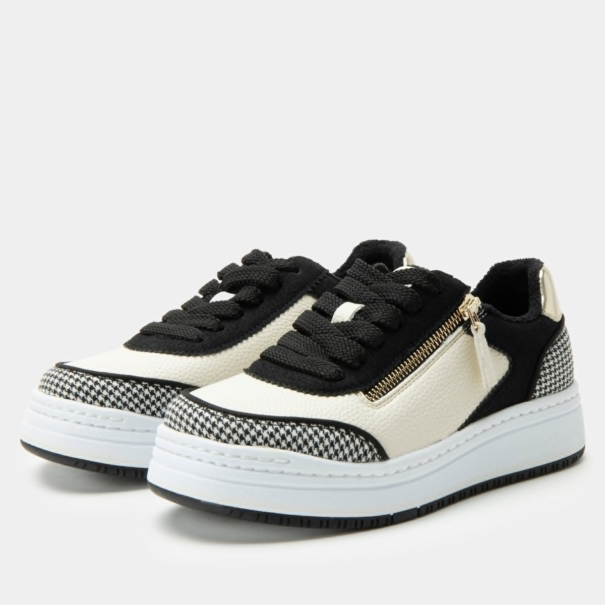 Averie Houndstooth Black Shoe | Alegria Shoes