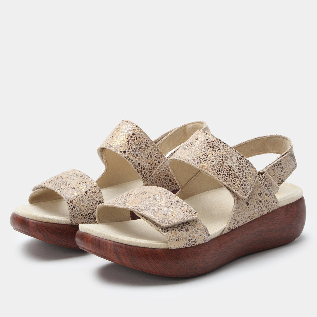 Bailee Walkway Sandal | Alegria Shoes
