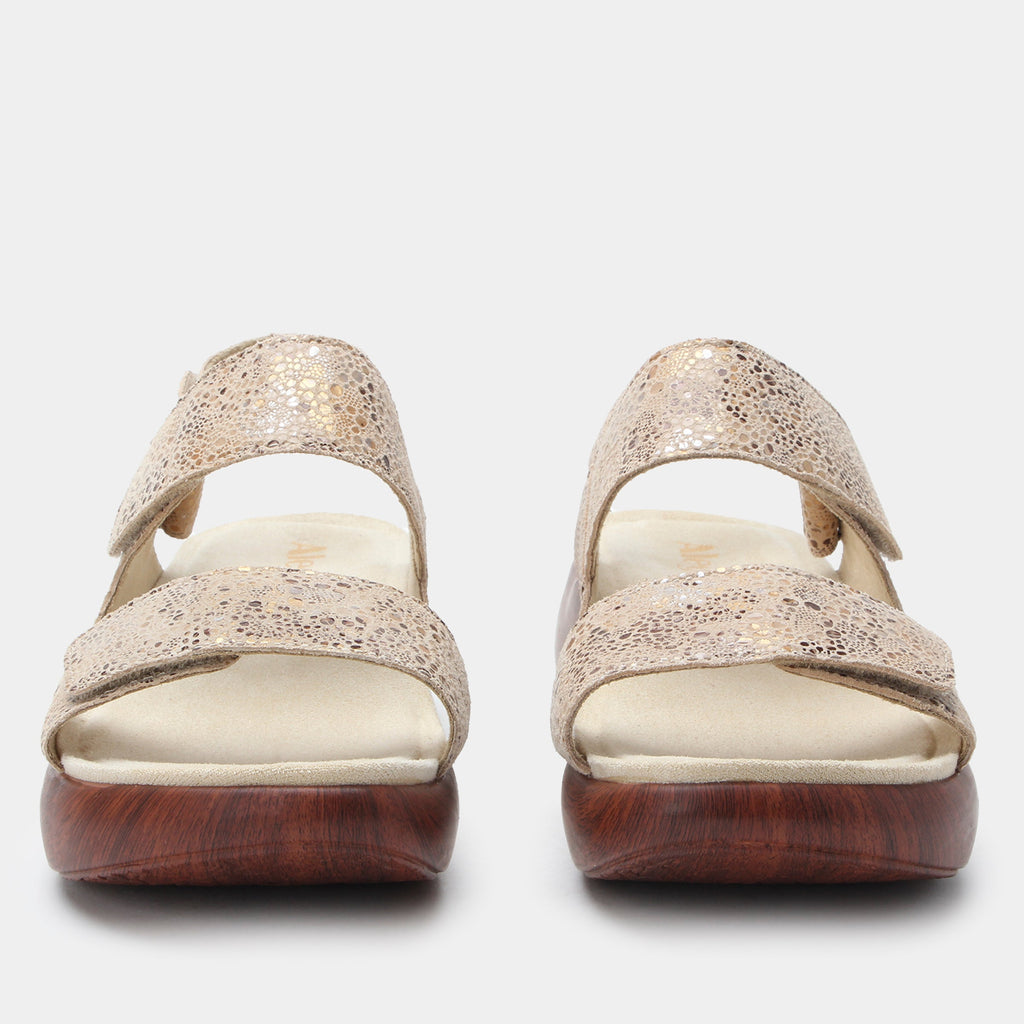 Bailee Walkway Sandal | Alegria Shoes