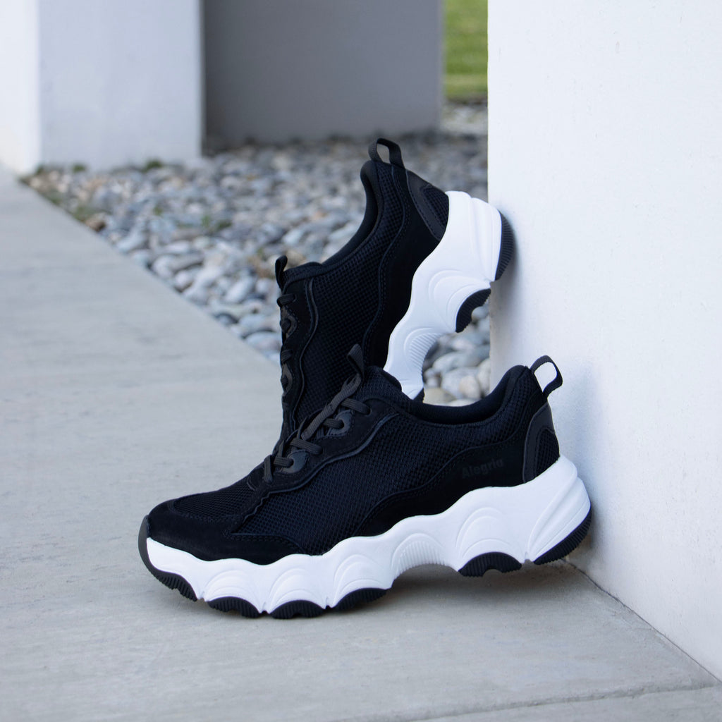 Boom Joy Black shoe on a lightweight EVA Boom Joy outsole. BMJ-6391_S1X
