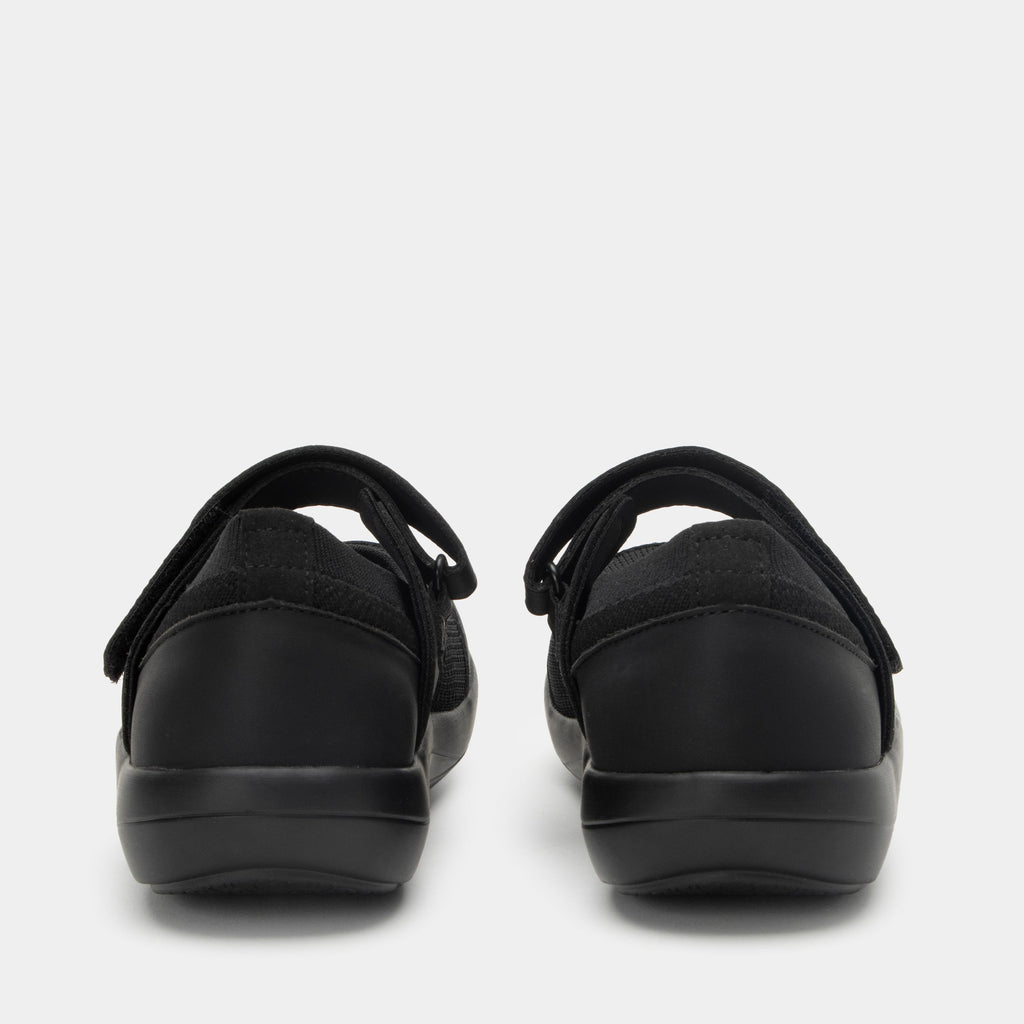 Dinamo All Black Shoe | Alegria Shoes
