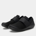 Dasher Black Out Shoe | Alegria Shoes