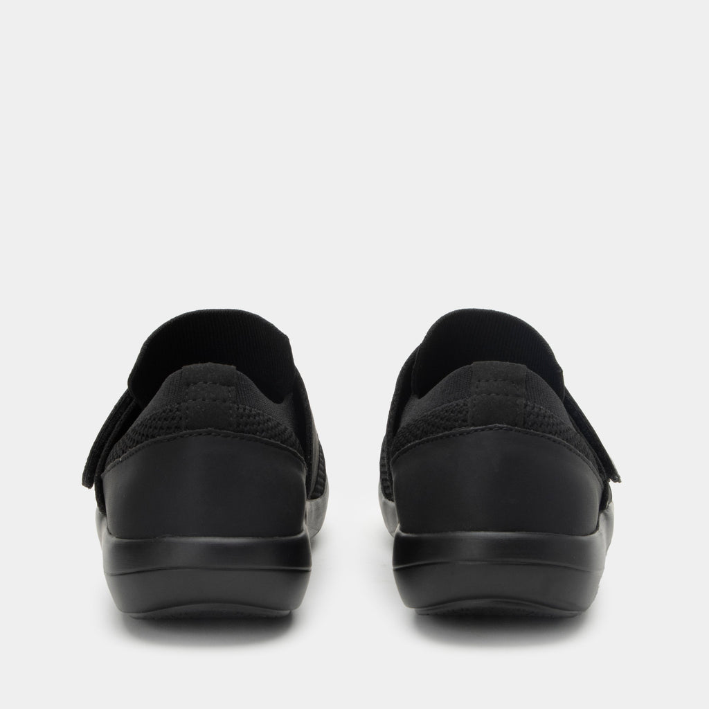 Dasher Black Out Shoe | Alegria Shoes