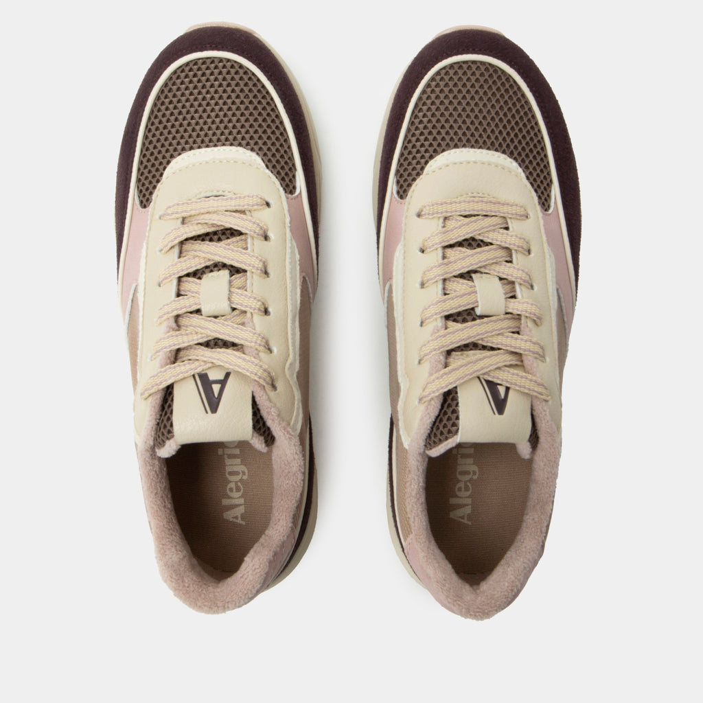 Embyr Chery Lacquer Shoe | Alegria Shoes