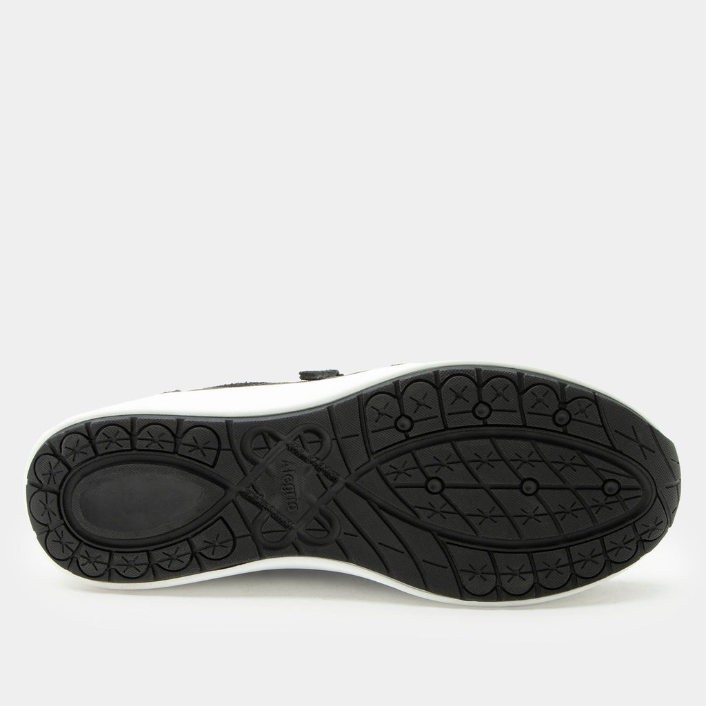 Eazeer Monochrome shoe on a Power Walker outsole | Black lace up shoe with a side zipper.