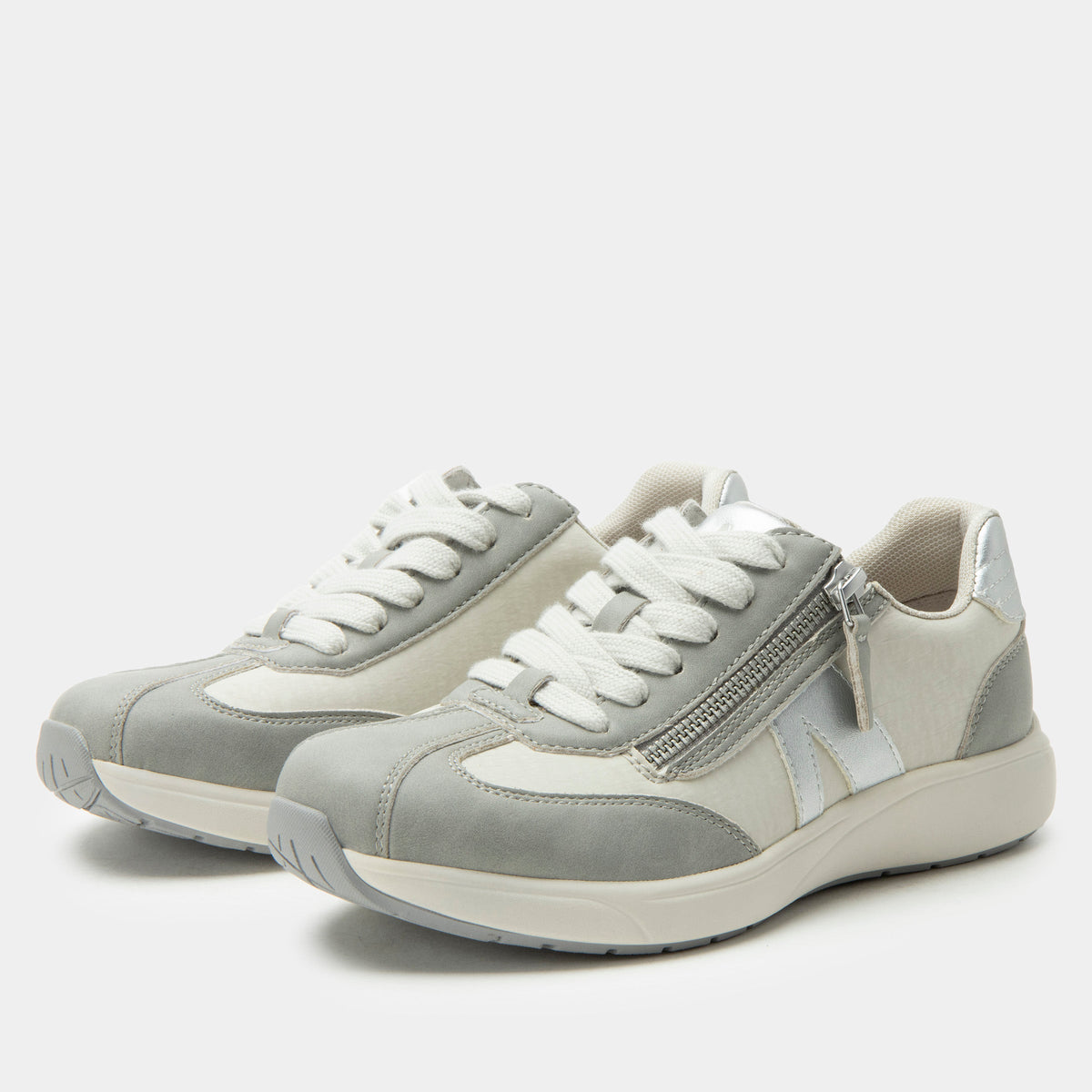 Eazeer Grey Shoe | Alegria Shoes