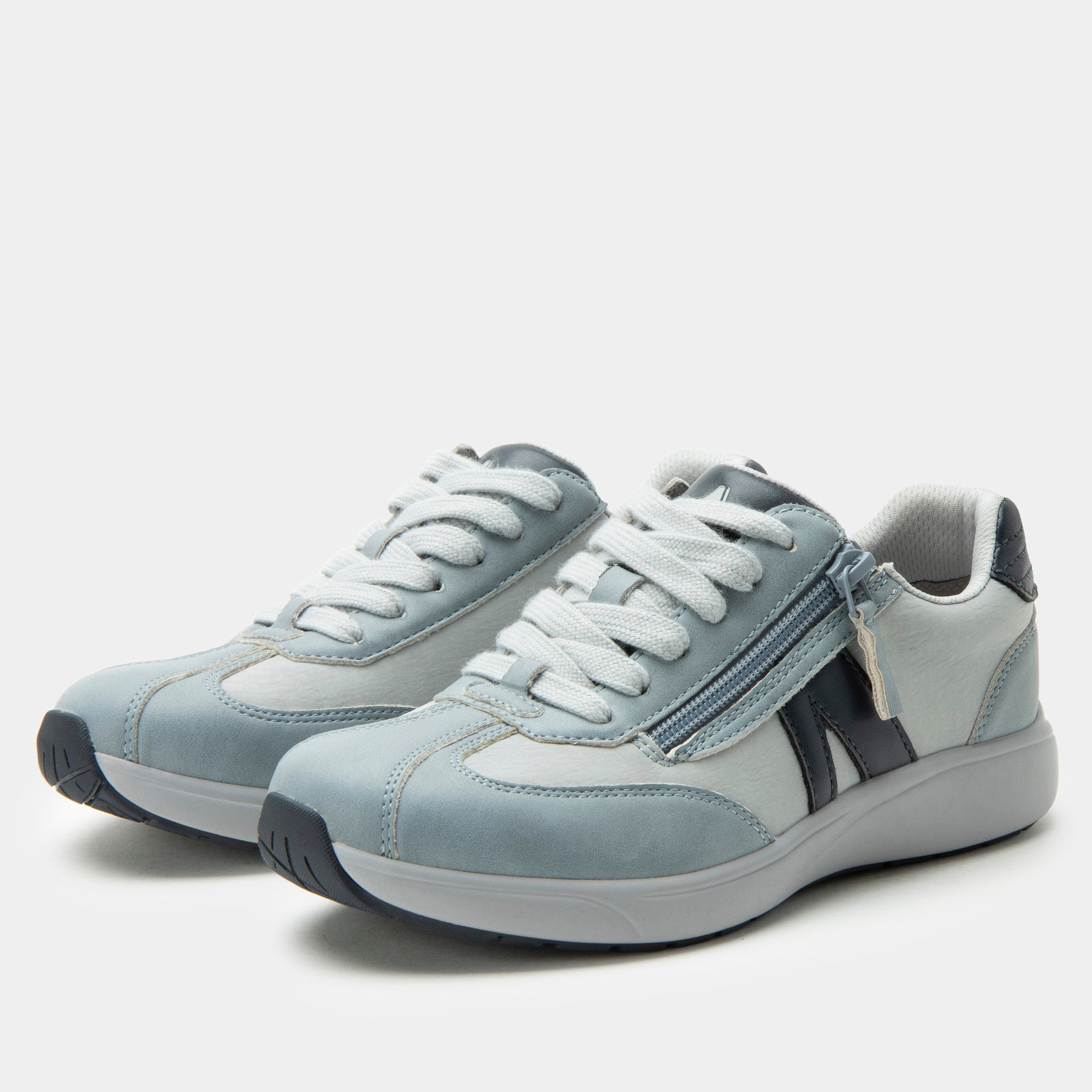 Eazeer Retro Blue Shoe - Alegria Shoes