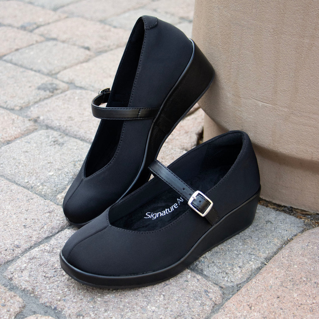 Haylo Black Dream Fit® shoe on a Trimform wedge outsole | Black Dream Fit with a hook and loop strap.