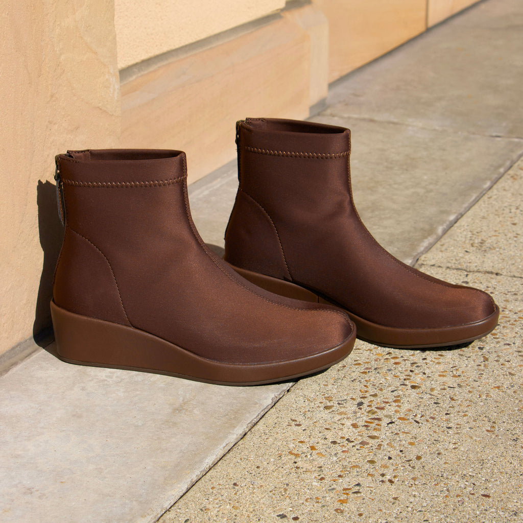 Harmoni Chocolate Boot | Alegria Shoes