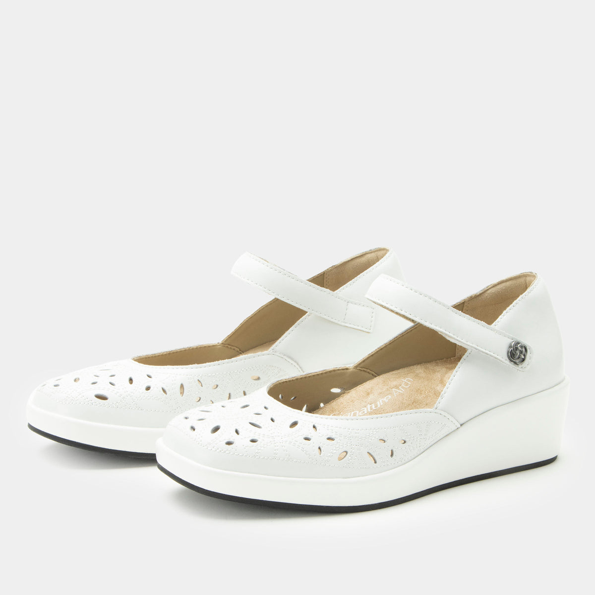 Hayes White Breeze Shoe | Alegria Shoes