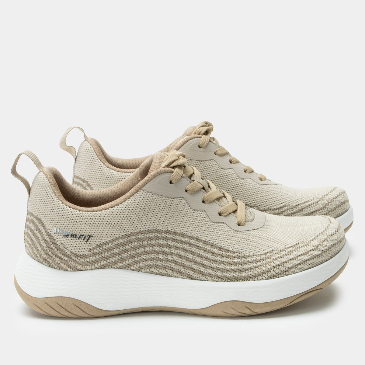 In8 Cream Shoe | Alegria Shoes