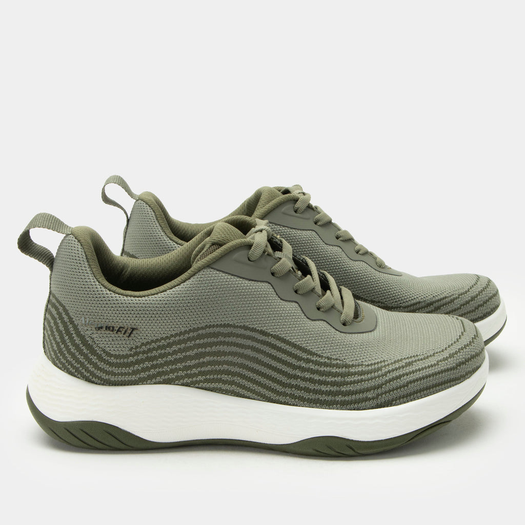 In8 Olive shoe on a Ergo Flo outsole IN8-6382_S2
