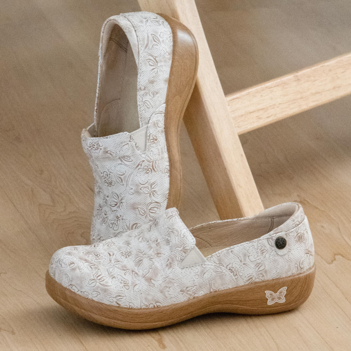 Keli Shabby Chic Shoe | Alegria Shoes