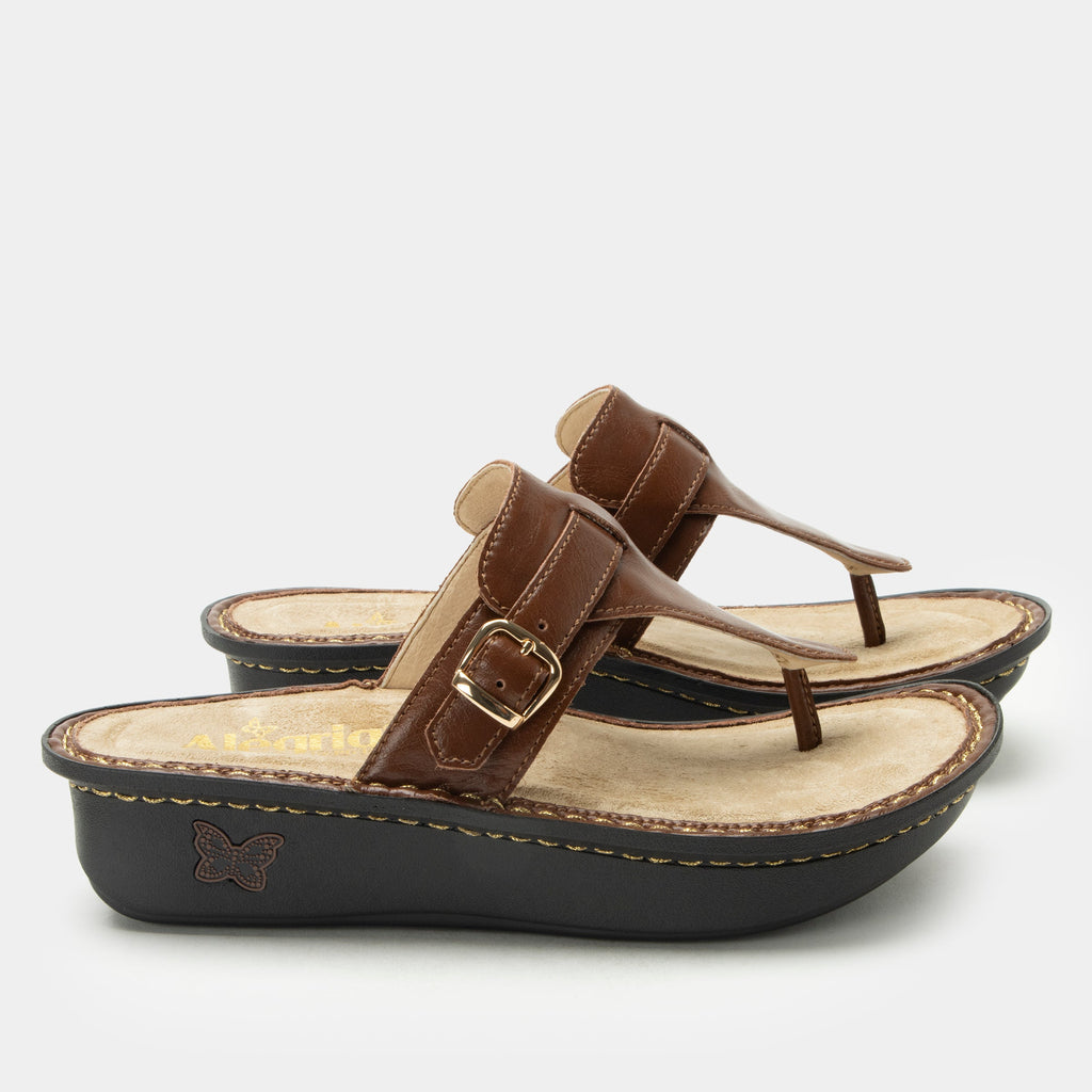 Kennedi Marrone sandal on the Classic rocker outsole | Brown leather toe prong sandal.