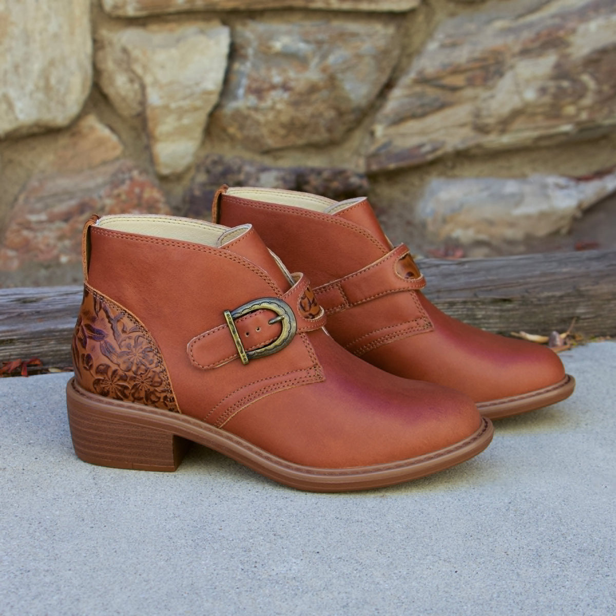 Mikki Loretta Boot | Alegria Shoes