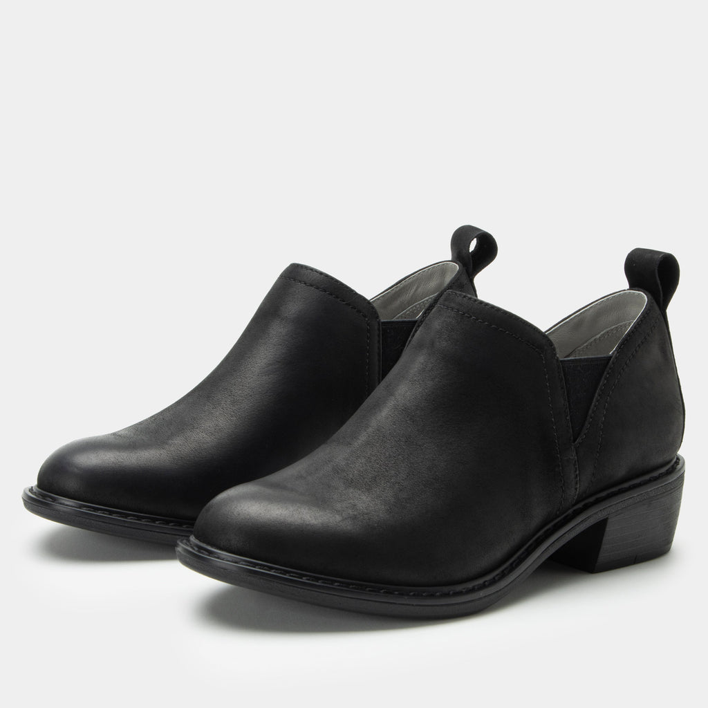 Merle Black Burnish Boot | Alegria Shoes