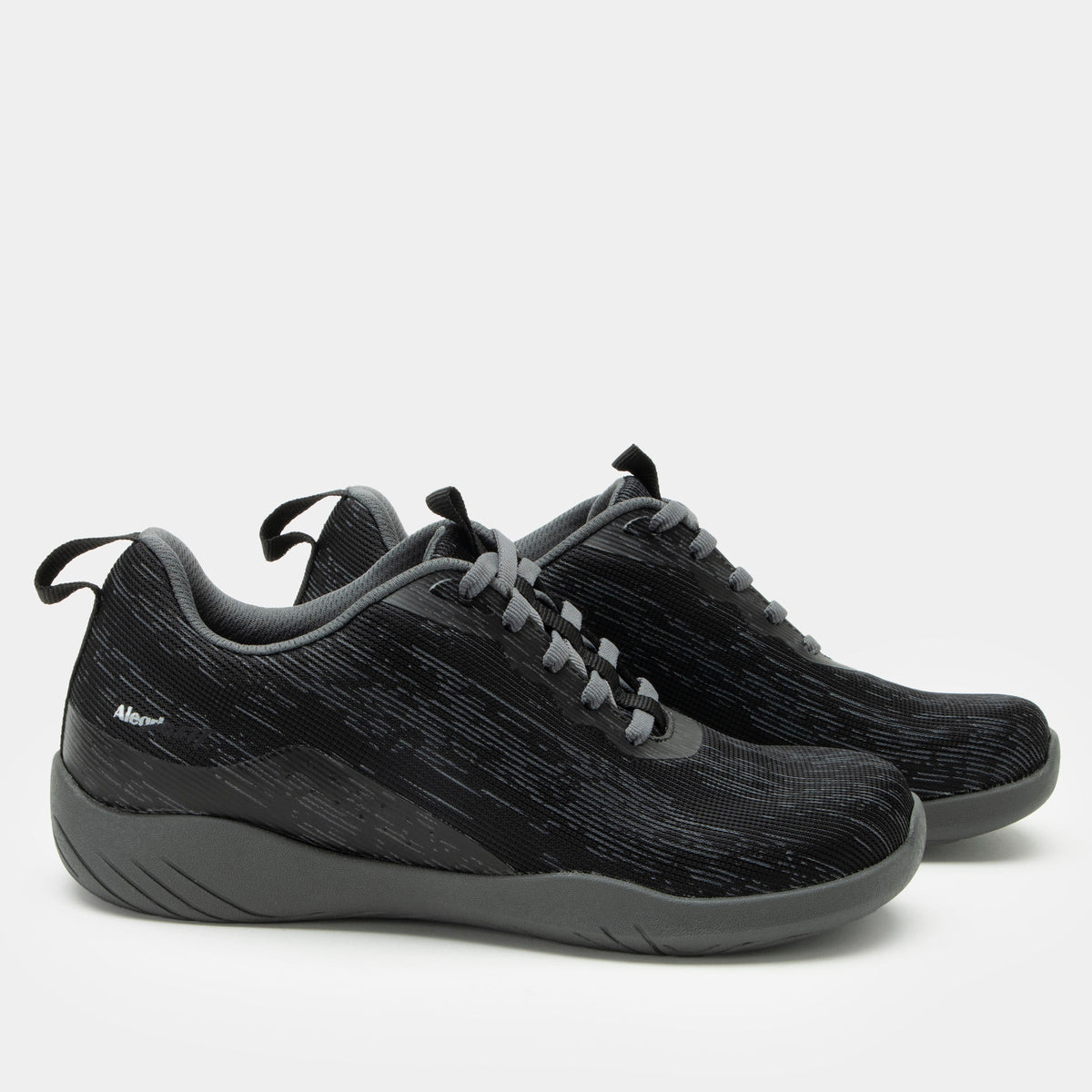 N8ture Black shoe on a Ergo Flo Lite outsole NA8-6385_S2