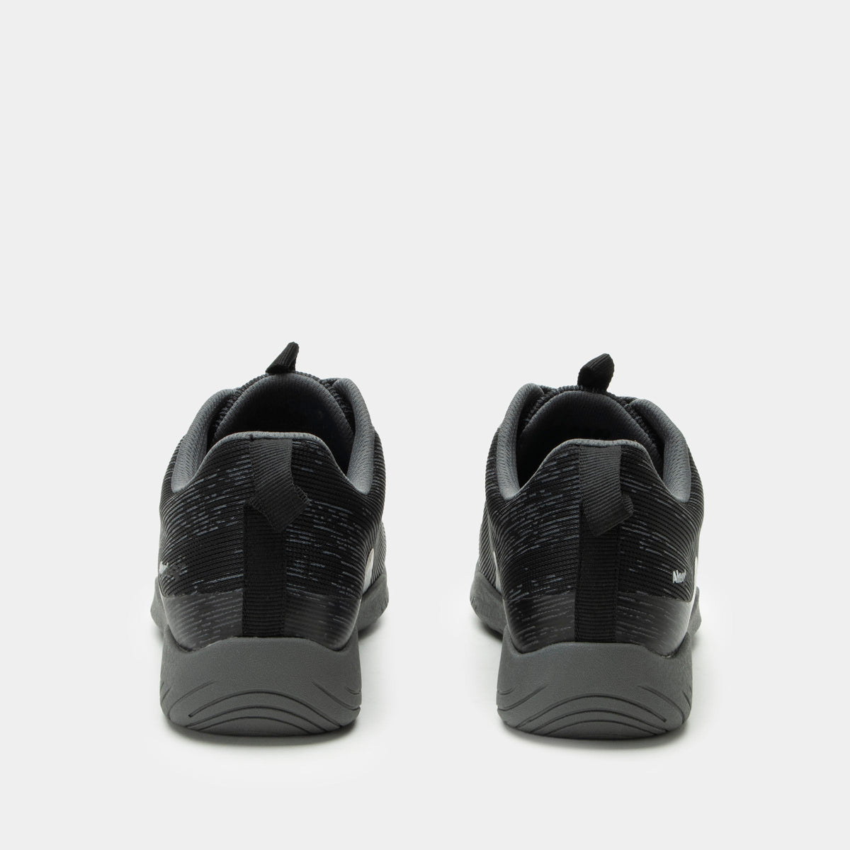 N8ture Black shoe on a Ergo Flo Lite outsole NA8-6385_S3