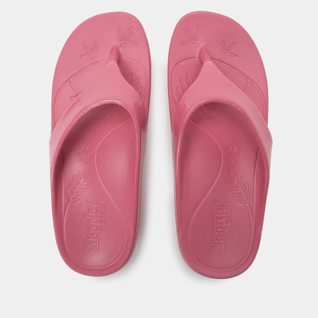 Ode Fuchsia Gloss Sandal | Alegria Shoes