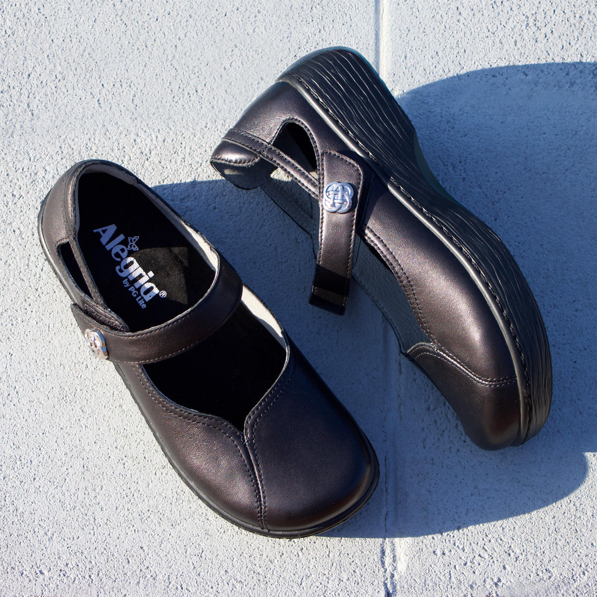 Onika Black Shoe | Alegria Shoes